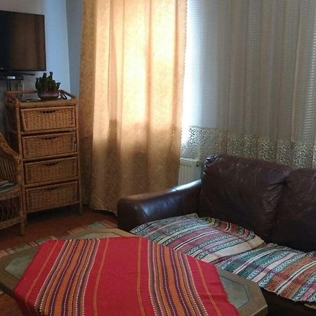 Апартаменти В Березному Velikiy Bereznyy Ngoại thất bức ảnh